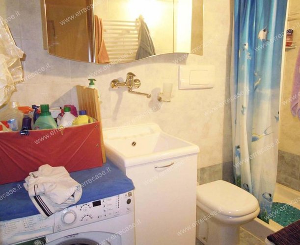 Signorile 3 locali con giardino, taverna e box doppio! Boltiere