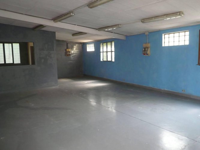 INSEDIAMENTO ARTIGIANALE IN BERGAMO AD ALTO REDDITO Bergamo