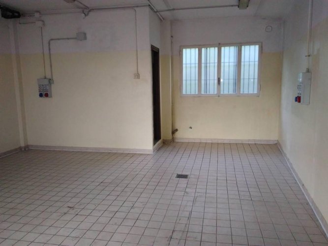 INSEDIAMENTO ARTIGIANALE IN BERGAMO AD ALTO REDDITO Bergamo