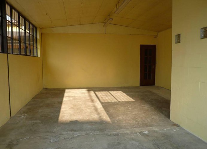 INSEDIAMENTO ARTIGIANALE IN BERGAMO AD ALTO REDDITO Bergamo