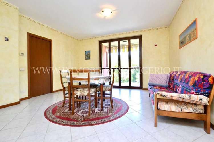 Pontida recente trilocale tenuto in ottimo stato Pontida