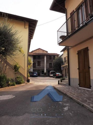 centro storico - Rustico 9 locali € 44.000 T926 Bagnatica