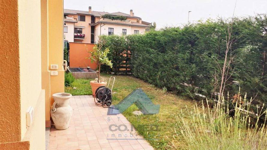 Villetta di testa Bagnatica € 165.000 T3914 Bagnatica