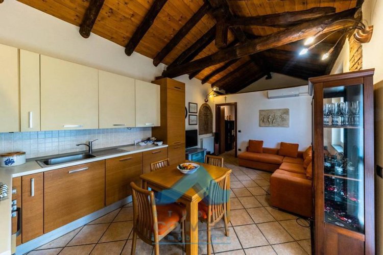 centro - appartamento 3 locali € 105.000 T3913 Costa di Mezzate