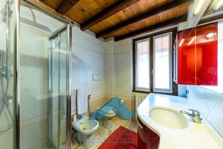 centro - appartamento 3 locali € 105.000 T3913 Costa di Mezzate