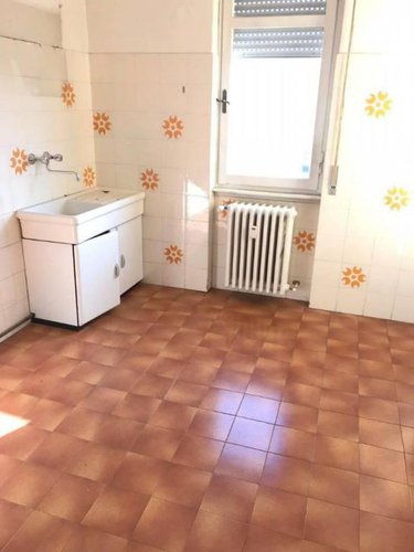 Sotto il Pianone, Vendesi Trilocale con posto auto! Affare! Bergamo