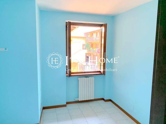 Colognola centro, Vendesi Trilocale in corte con box Bergamo