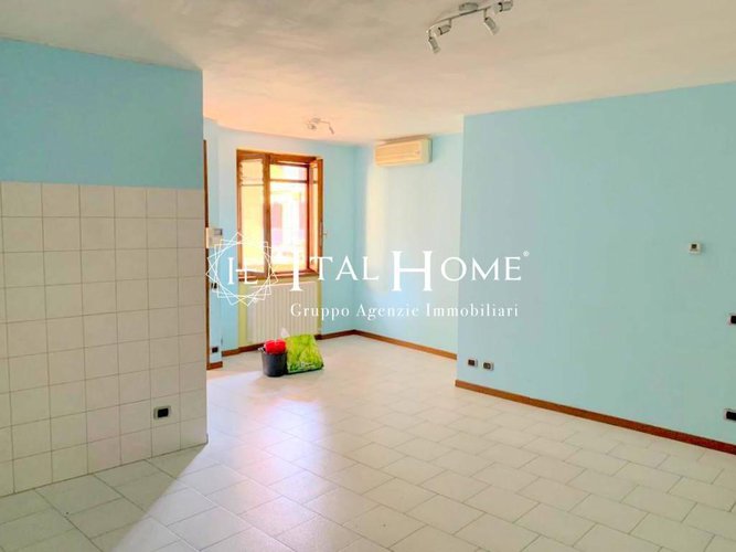 Colognola centro, Vendesi Trilocale in corte con box Bergamo