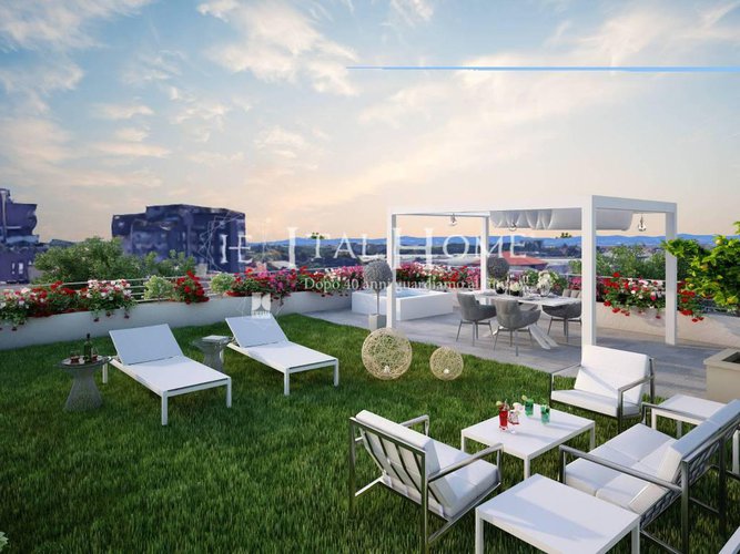 Bergamo città, Vendesi spazio commerciale su due livelli Bergamo