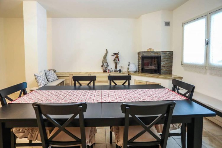 Moderno trilocale con giardino e taverna Bergamo