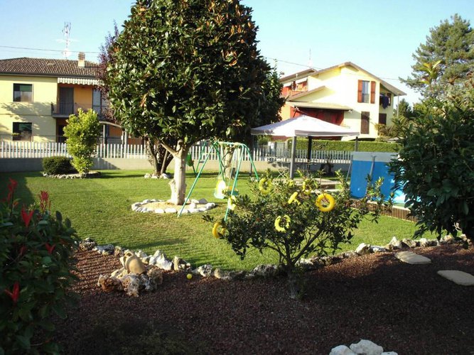 VILLA A SCHIERA DI TESTA Spirano