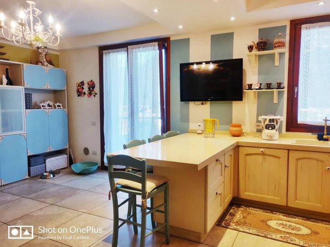 Splendido e recentissimo trilo in duplex, classe A Cene