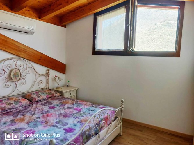 Splendido e recentissimo trilo in duplex, classe A Cene