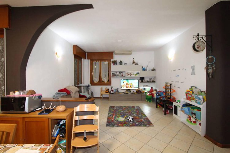 APPARTAMENTO RESTAURATO A NUOVO!!! Bolgare