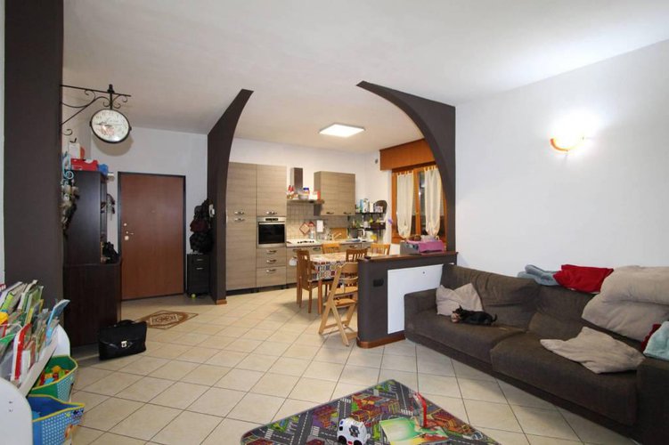 APPARTAMENTO RESTAURATO A NUOVO!!!