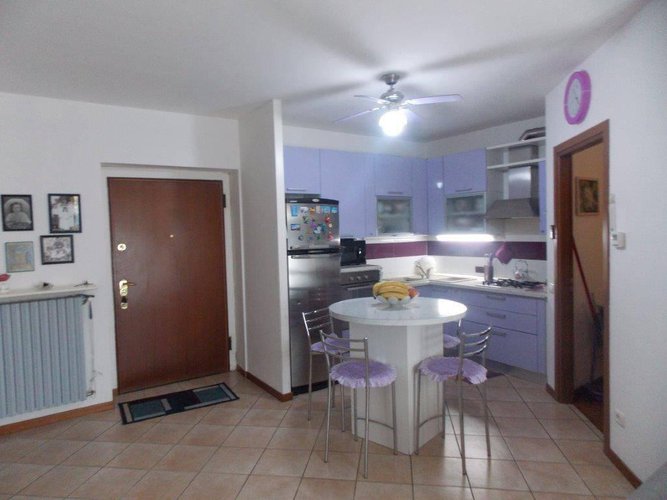 PALOSCO, TRILOCALE AL PIANO TERRA CON GIARDINETTO ESCLUSI Palosco