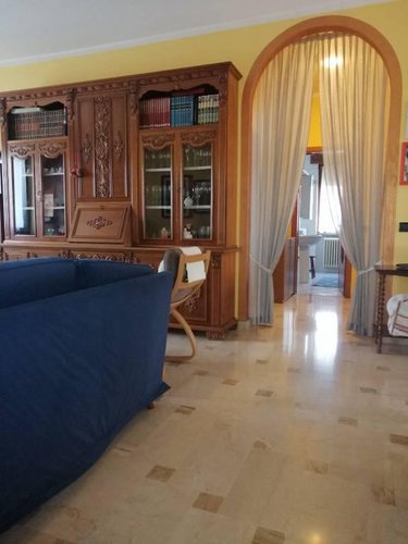 AMPIO APPARTAMENTO IN ZONA RESIDENZIALE A CIVIDATE Cividate al Piano