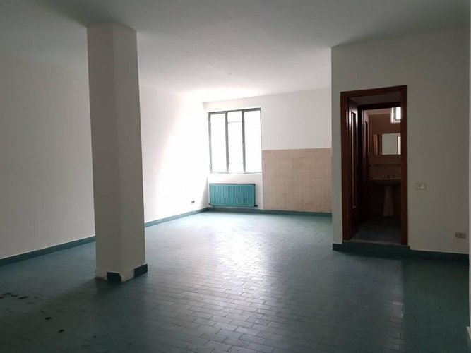 MAGAZZINO DI 500 MQ AL PIANO SEMINTERRATO Capriate San Gervasio