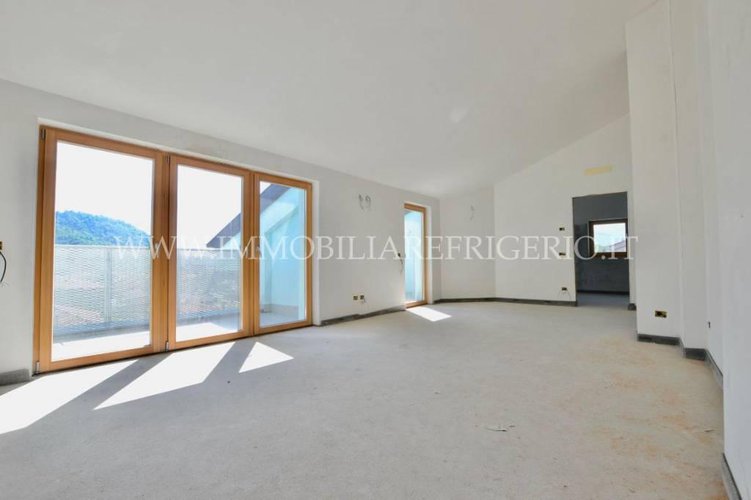 Quadrilocale ultimo piano