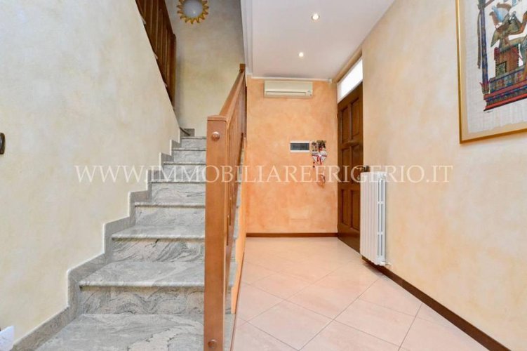 Quadrilocale su due livelli con box doppio Calolziocorte