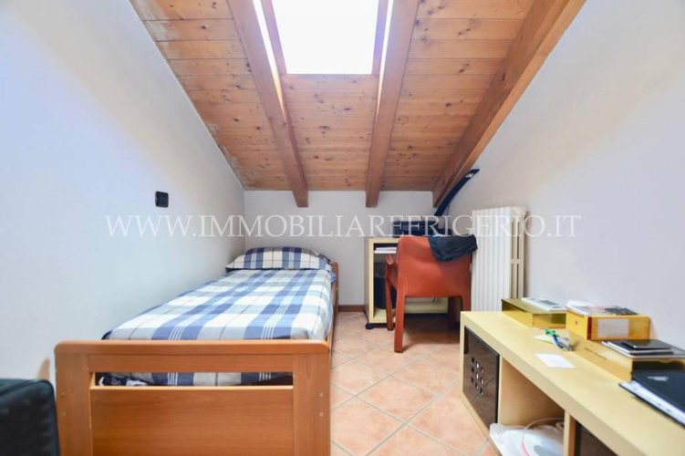 Quadrilocale su due livelli con box doppio Calolziocorte