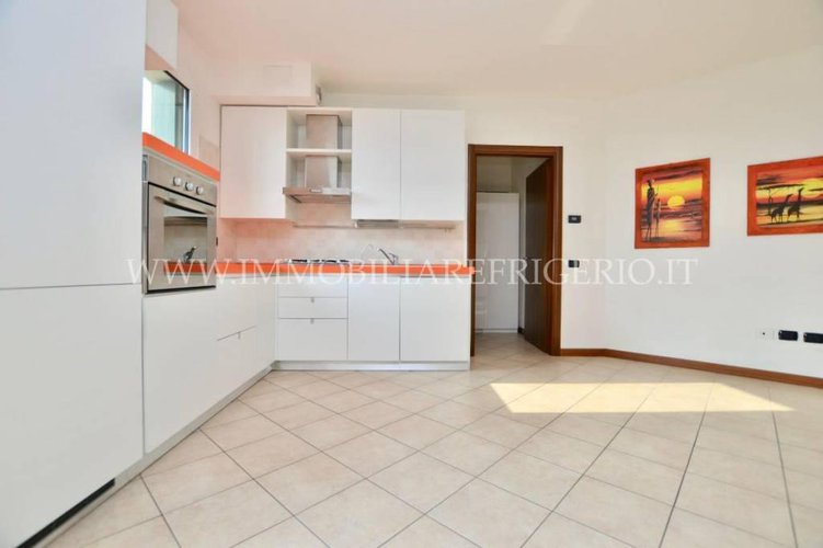 Recente appartamento con box doppio e cantina Calolziocorte