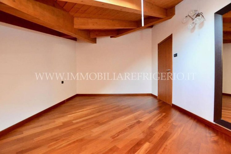 Recente appartamento con box doppio e cantina Calolziocorte