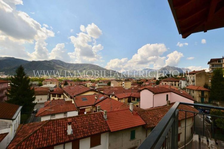 Recente appartamento con box doppio e cantina Calolziocorte