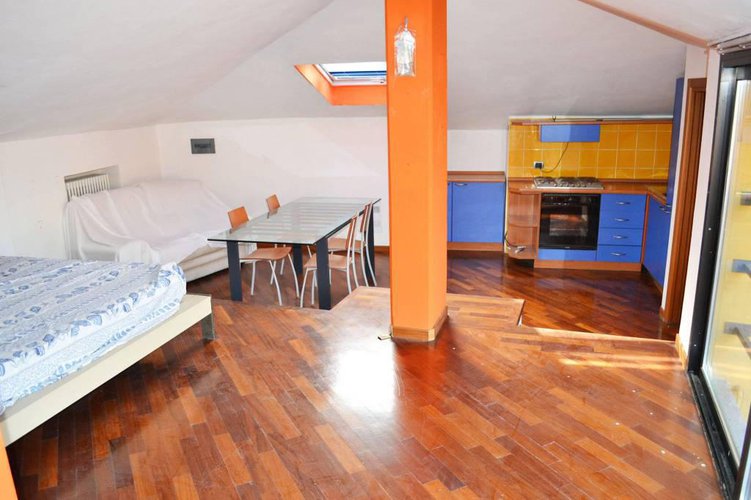 CENTRALISSIMA. AFFARE. PORZIONE DI CASA INDIPENDENTE Gorlago