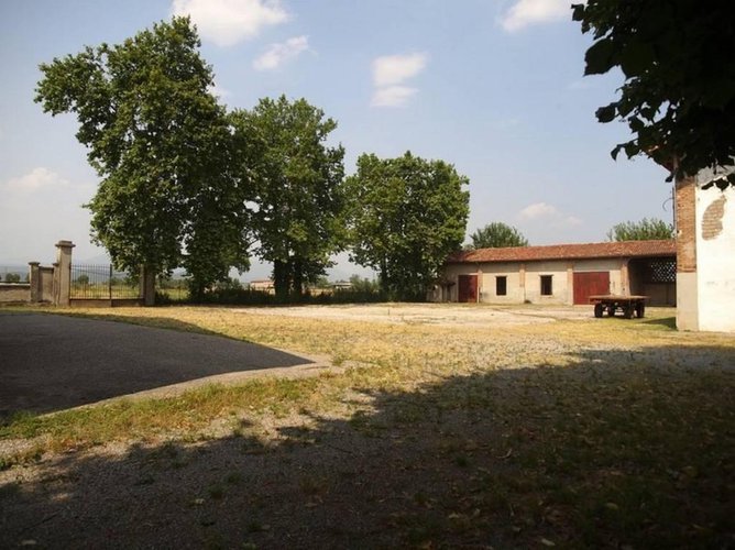 Area con edifici T132 Cavernago