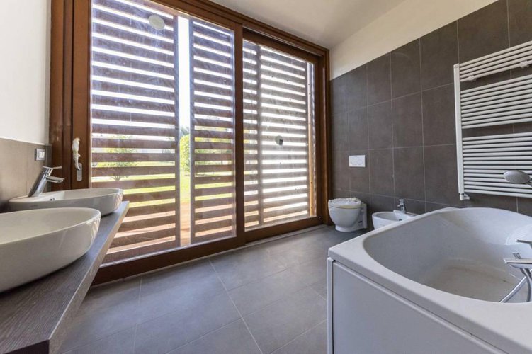 Redona alta, Vendesi Nuovissimo appartamento con box doppio, Bergamo