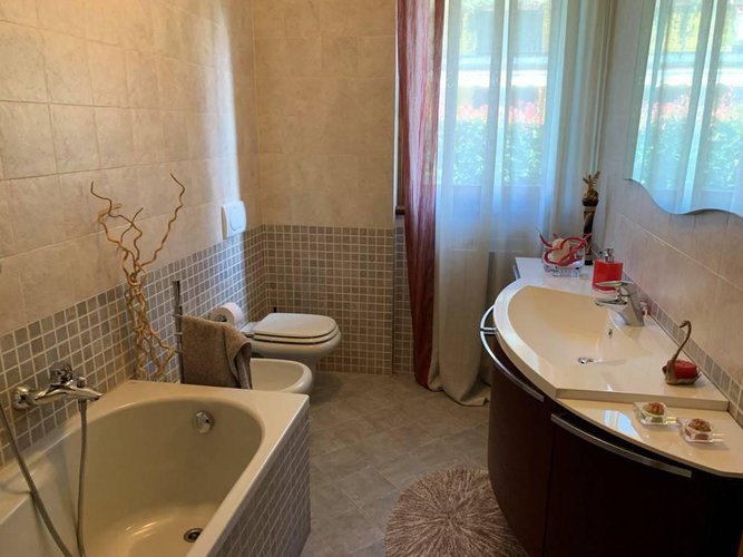 TRILOCALE CON GIARDINO Alzano Lombardo