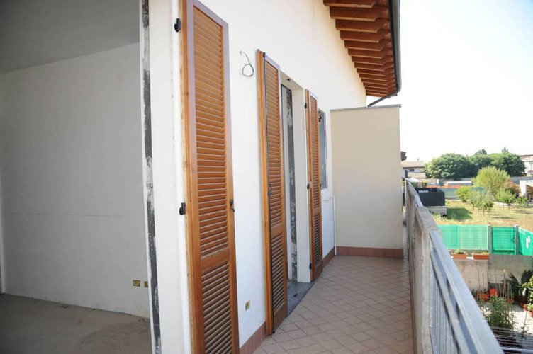 APPARTAMENTO IN VILLA AL PIANO RIALZATO Spirano