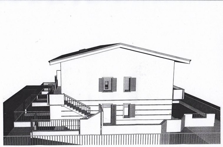 APPARTAMENTO IN VILLA AL PIANO RIALZATO Spirano