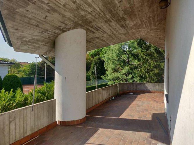 Introvabile villa singola, metratura esclusiva, box di 70mq! Grumello del Monte