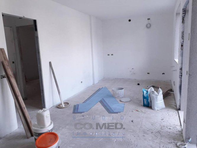 Trilo con giardino al piano terra Carobbio degli Angeli