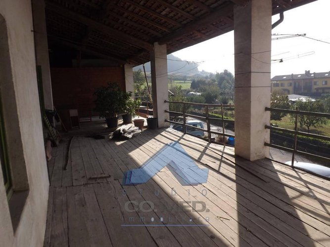 Rustico cielo terra 150.000 T924 Albano Sant'Alessandro