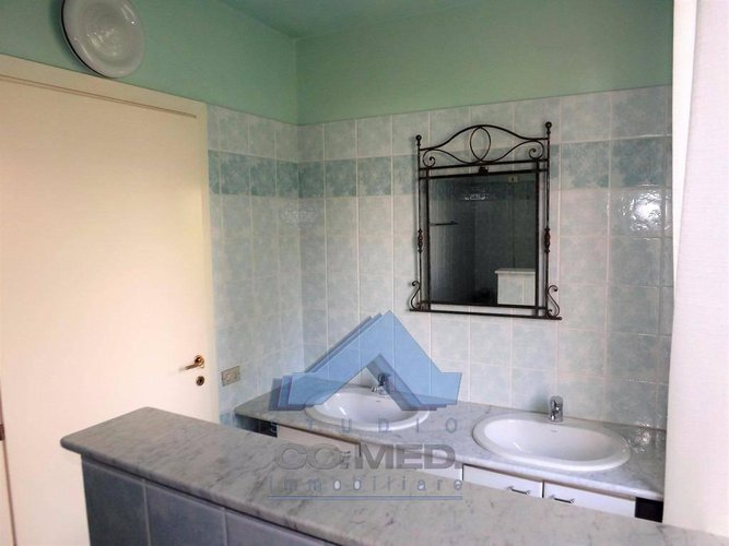 Villa Di Serio Centro Attico € 264.000 T4392i Villa di Serio