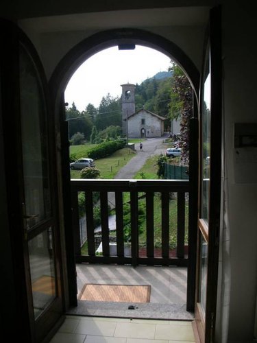 Rustico indipendente di 3 unità abitative. Roncola