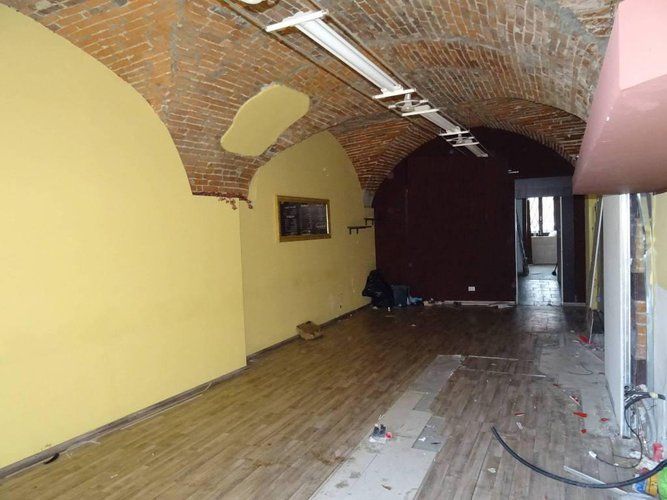 Via S. Bernardino Negozio fronte strada Bergamo