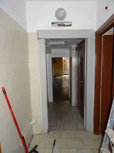 Via S. Bernardino Negozio fronte strada Bergamo