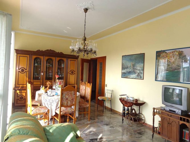 VERDELLO QUADRILOCALE AMPIO CON CANTINA E BOX Verdello