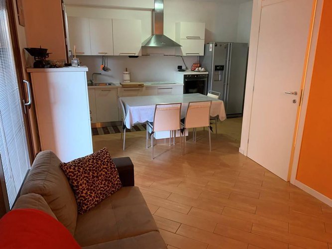 TRILOCALE CON AMPIO GIARDINO Seriate