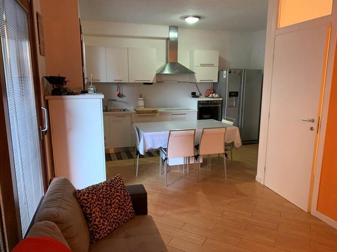 TRILOCALE CON AMPIO GIARDINO Seriate