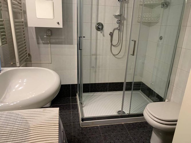 AMPIO BILOCALE CON BOX Bergamo