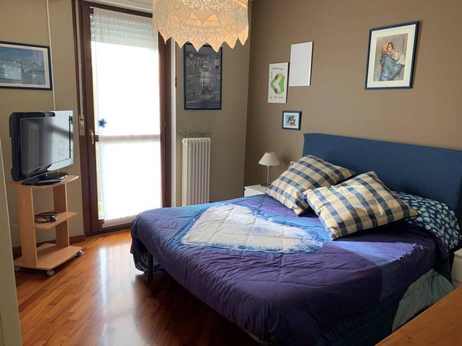 AMPIO BILOCALE CON BOX Bergamo