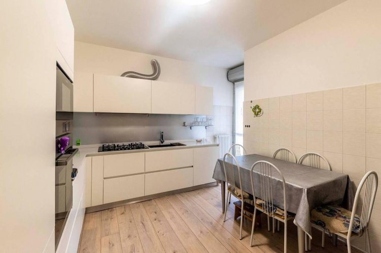 Vendesi Quadrilocale con ascensore, incluso box e cantina Bergamo