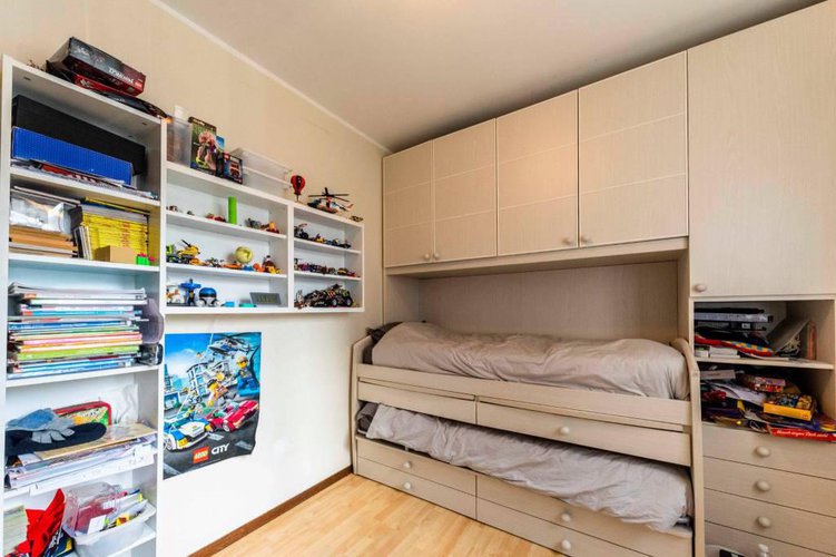 Vendesi Quadrilocale con ascensore, incluso box e cantina Bergamo