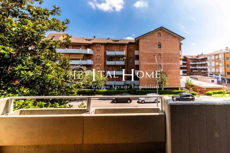 Centralissimo, Vendesi Quadrilocale + doppi servizi, box... Bergamo