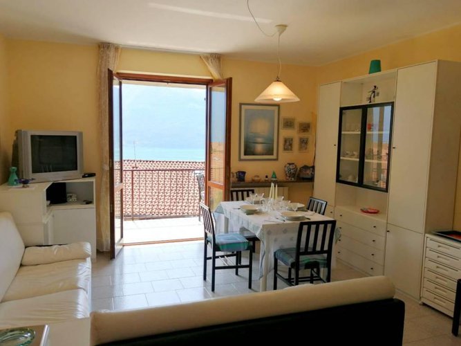 Lovere, vendesi grazioso Trilocale con vista da cartolina Lovere